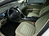 Used 2019 Ford Fusion SE image 2