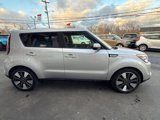 Used 2014 Kia Soul ! image 4