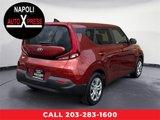 Used 2021 Kia Soul LX image 3