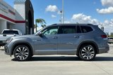 Used 2021 Volkswagen Atlas SEL Premium image 3