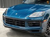 Used 2024 Porsche Cayenne image 2
