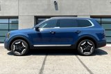 Used 2024 Kia Telluride EX w/ EX Captain's Chair Package image 2