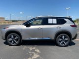 Certified 2021 Nissan Rogue Platinum image 3