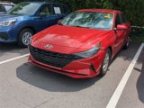 Used 2021 Hyundai Elantra SE image 2