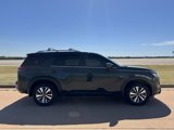 Used 2023 Nissan Pathfinder SL w/ Black Appearance Package image 2