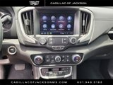 Used 2024 GMC Terrain SLT image 3