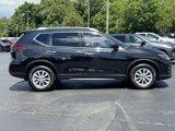 Used 2018 Nissan Rogue SV image 4