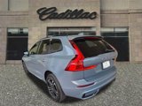 Used 2022 Volvo XC60 T8 R-Design w/ Advanced Package image 3