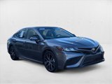 Used 2023 Toyota Camry SE image 3