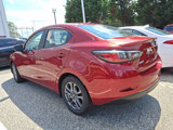 Used 2019 Toyota Yaris L image 3