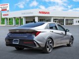 Used 2024 Hyundai Elantra Limited image 4