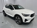 New 2025 Volvo XC40 B5 Plus w/ Protection Package Premier image 4
