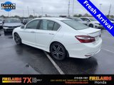 Used 2017 Honda Accord Touring image 5