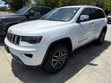 Used 2019 Jeep Grand Cherokee Limited w/ Luxury Group II image 3