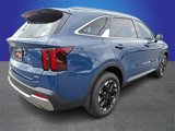 Used 2025 Kia Sorento S image 5
