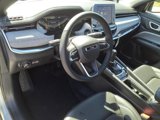 New 2025 Jeep Compass Latitude image 3