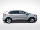 Used 2019 Ford Edge SEL image 4