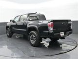 Used 2022 Toyota Tacoma TRD Off-Road w/ Technology Package image 3