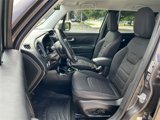 Used 2016 Jeep Renegade Latitude image 3