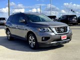 Used 2019 Nissan Pathfinder SV image 4