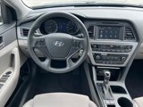 Used 2016 Hyundai Sonata SE image 2