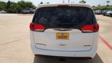 Used 2019 Chrysler Pacifica Limited image 4