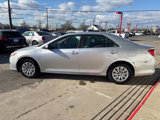 Used 2012 Toyota Camry L image 3