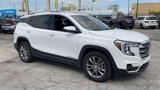 Used 2023 GMC Terrain SLT image 3