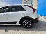 Used 2023 Kia Niro LX image 4