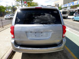Used 2018 Dodge Grand Caravan SE image 5