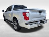Used 2019 Nissan Titan SV w/ SV Convenience Package image 3
