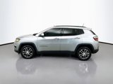 Used 2018 Jeep Compass Latitude w/ Popular Equipment Group image 4