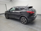 Used 2018 Nissan Rogue Sport SL image 3