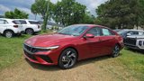 New 2025 Hyundai Elantra SEL image 2