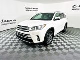 Used 2017 Toyota Highlander XLE image 6