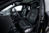 Certified 2025 Porsche Macan image 5