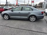 Used 2017 Volkswagen Jetta SEL image 3