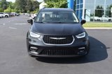 Used 2021 Chrysler Pacifica Touring-L image 3