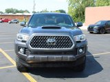 Used 2019 Toyota Tacoma TRD Sport image 3
