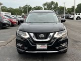 Used 2018 Nissan Rogue SL image 2