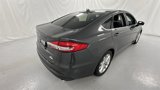 Used 2019 Ford Fusion SE image 3