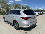 Used 2017 INFINITI QX60 AWD w/ Deluxe Technology Package image 3