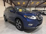Used 2017 Nissan Rogue SL w/ SL Premium Package image 3