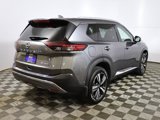 Used 2022 Nissan Rogue SL w/ SL Premium Package image 5