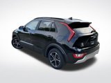 Certified 2024 Kia Niro LX image 3