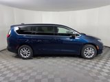 New 2025 Chrysler Pacifica Select image 5