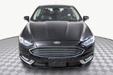 Used 2017 Ford Fusion SE image 2