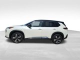 Used 2021 Nissan Rogue SL image 3