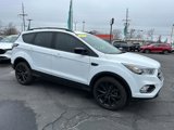 Used 2018 Ford Escape SE w/ SE Sport Appearance Package image 2