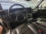 Used 2004 GMC Sierra 2500 SLE w/ Heavy-Duty Power Package image 4